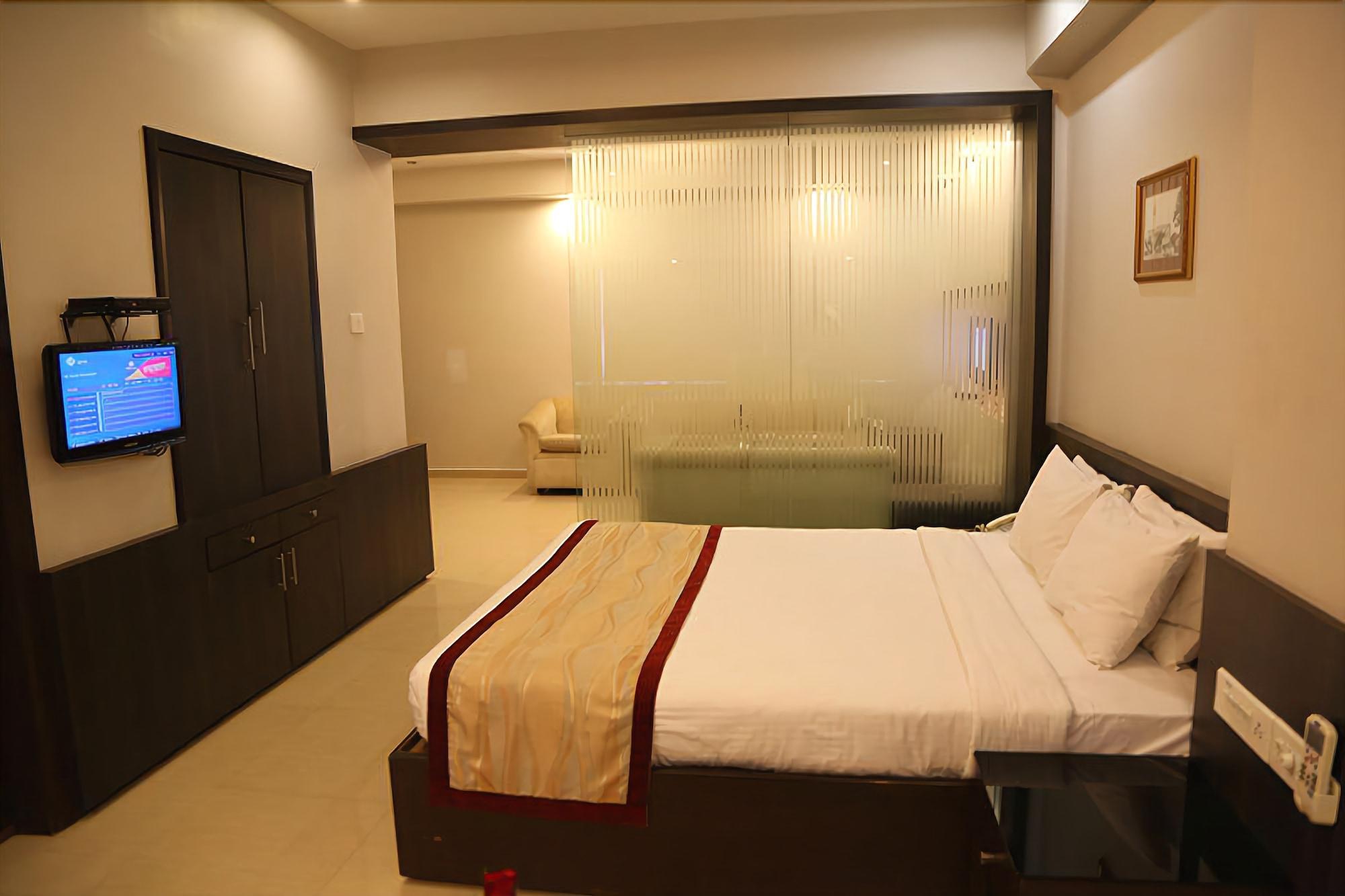 Hotel The Curzon Court Bangalore Exterior foto