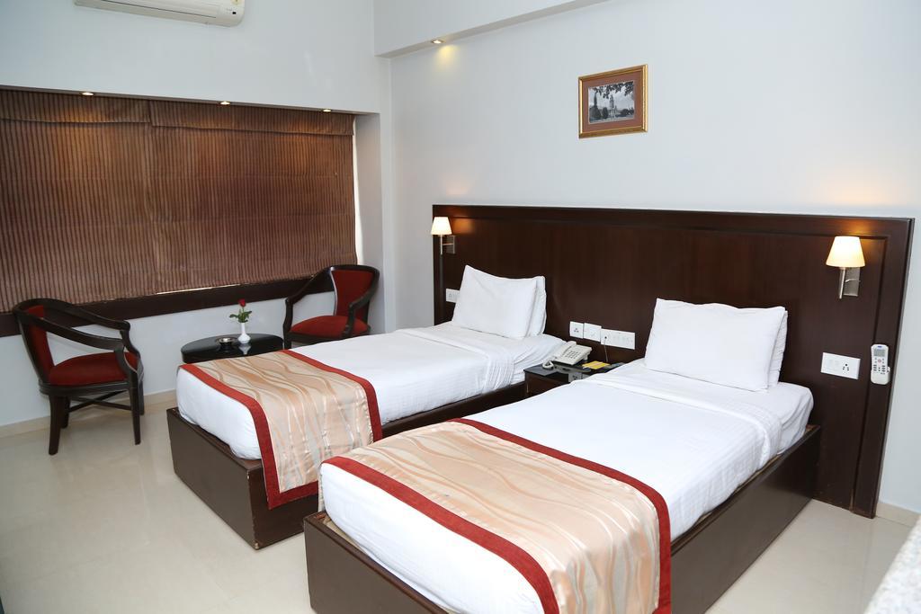 Hotel The Curzon Court Bangalore Exterior foto