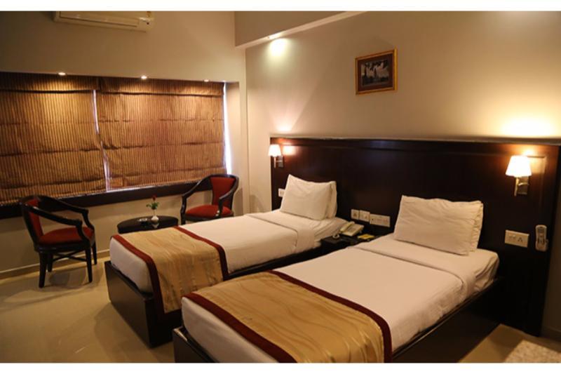 Hotel The Curzon Court Bangalore Exterior foto